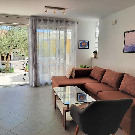 Apartment Mato Barbariga Extérieur photo